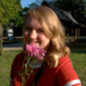 Meet your Posher, Chloe